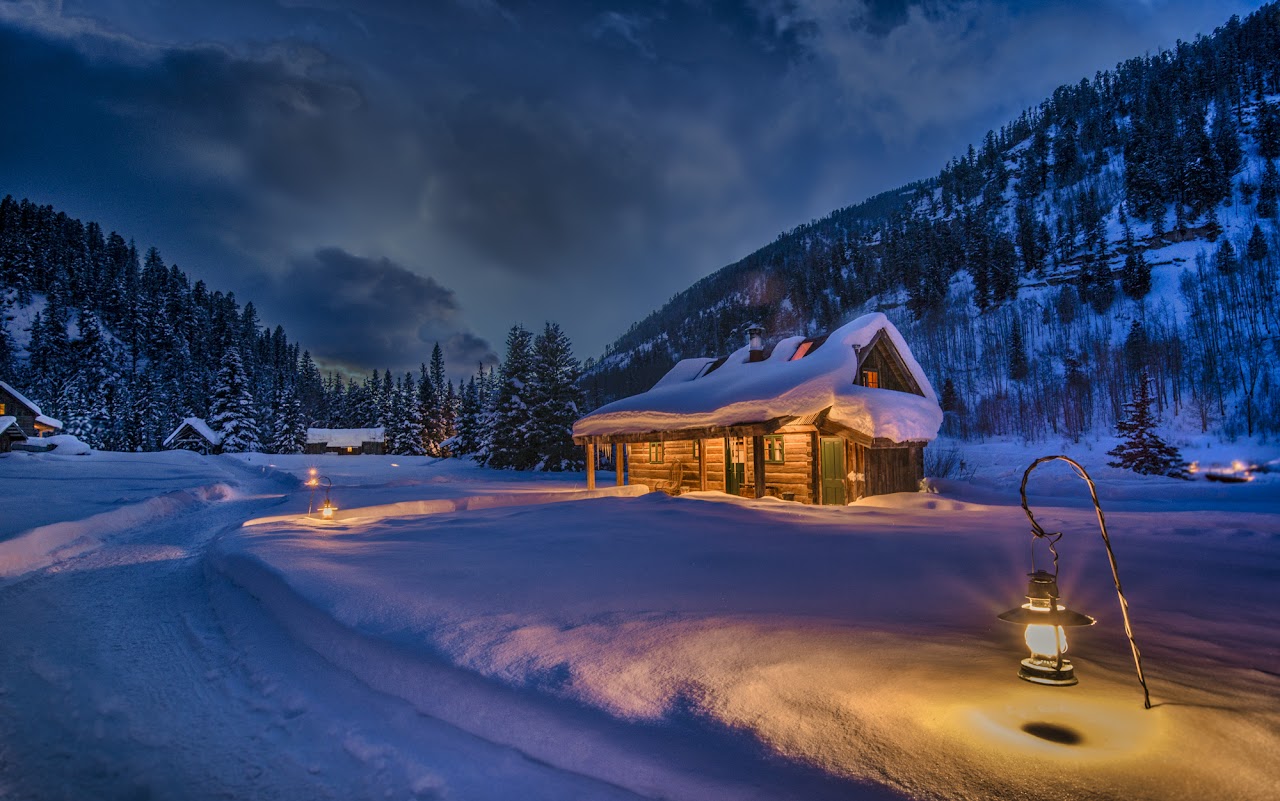 winter_honeymoon_cabins-main
