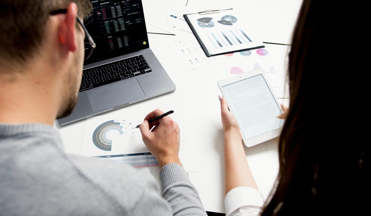 What You Need to Know Before Hiring a Digital Marketing Agency