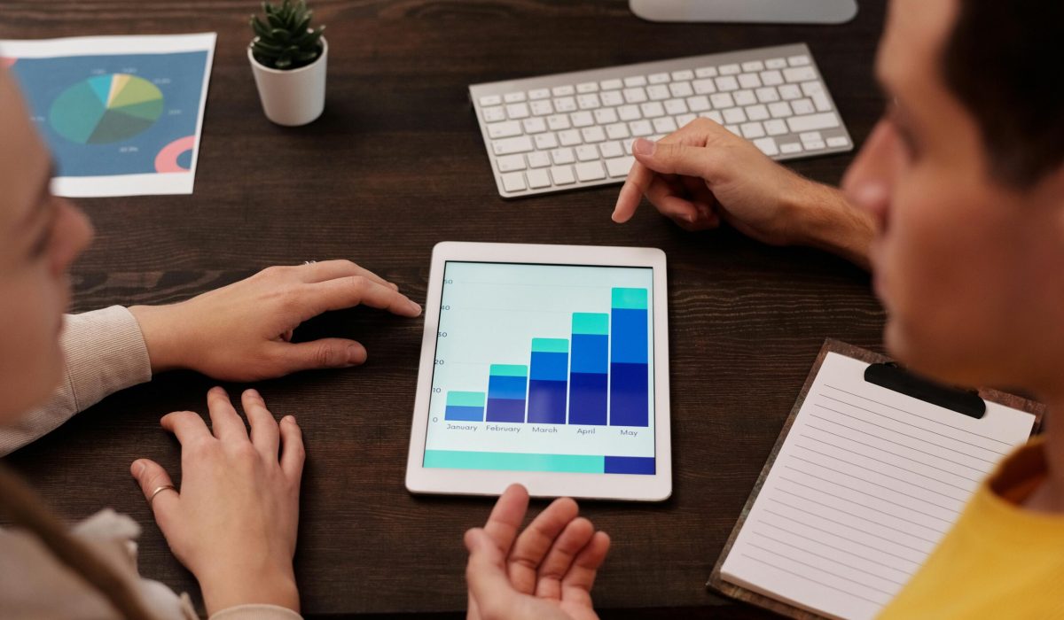 Get Consistent SEO Clients Every Month with Zero Outreach