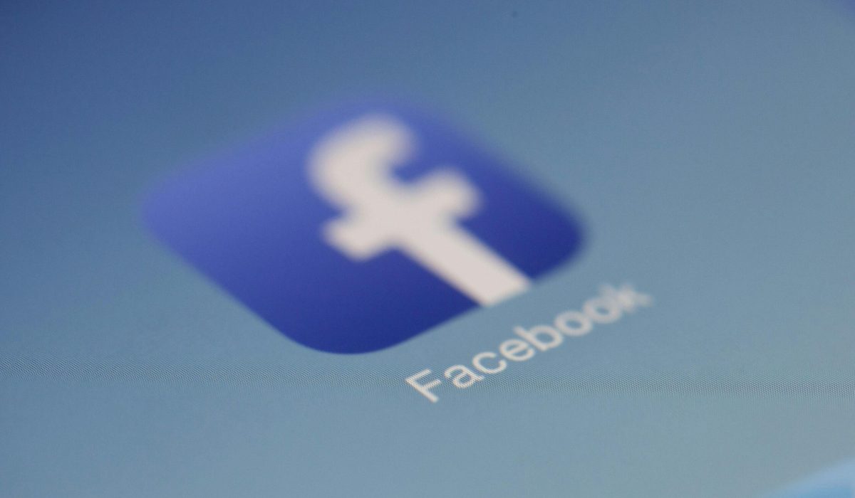 How to Get SEO Clients from Facebook Groups