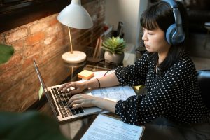 How to Get Your First 5 Clients as a Freelancer 💼🚀